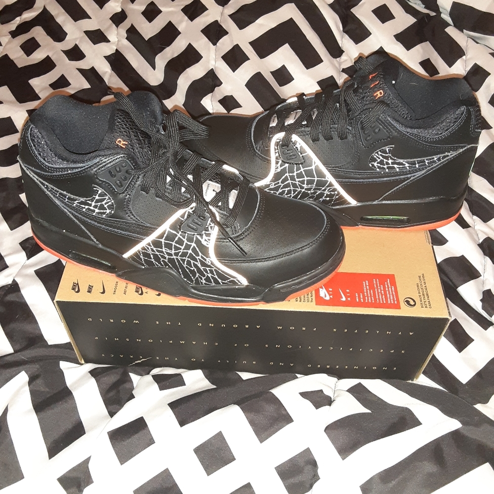 Nike flights 89